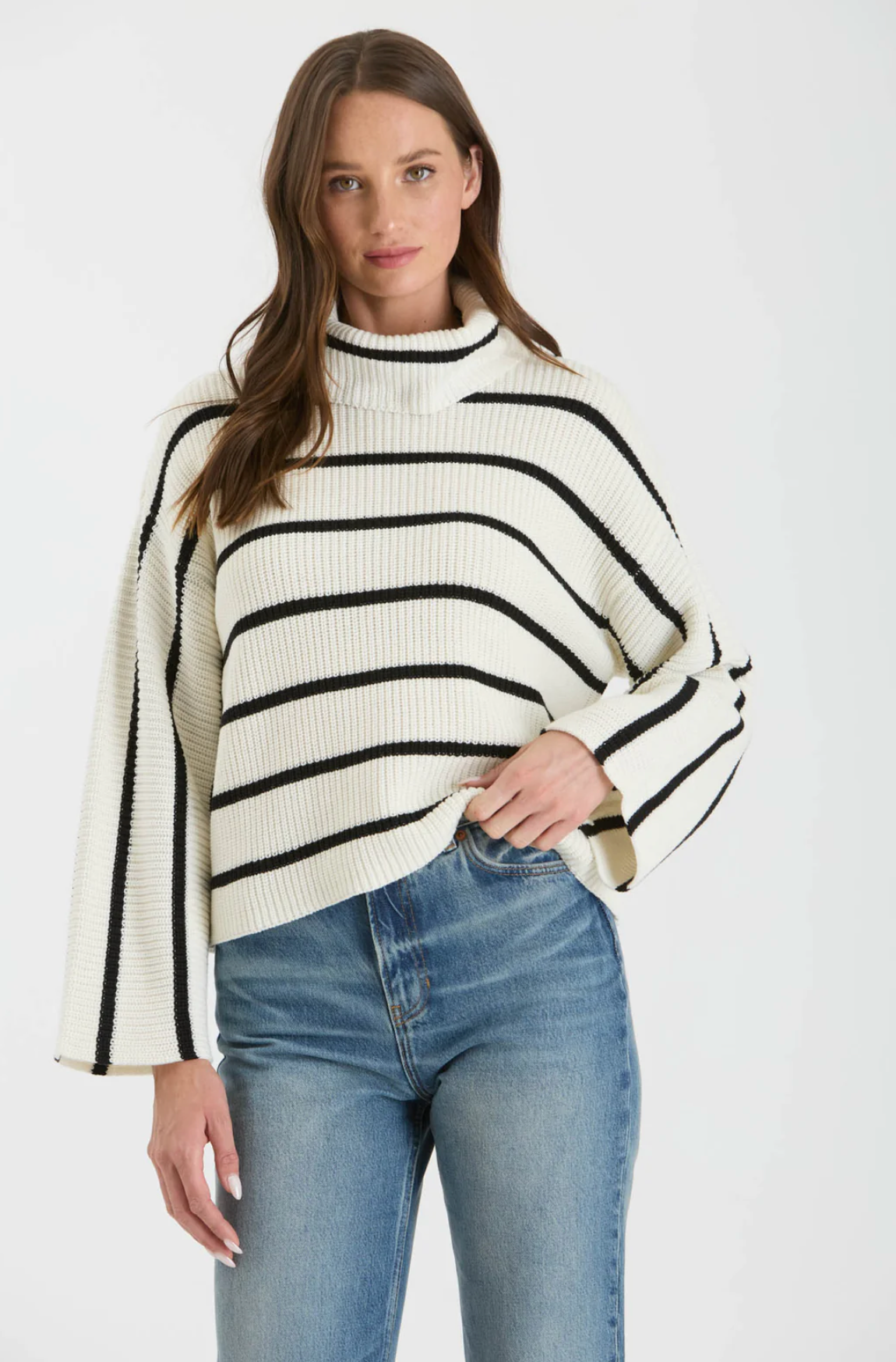 June turtle neck sweater