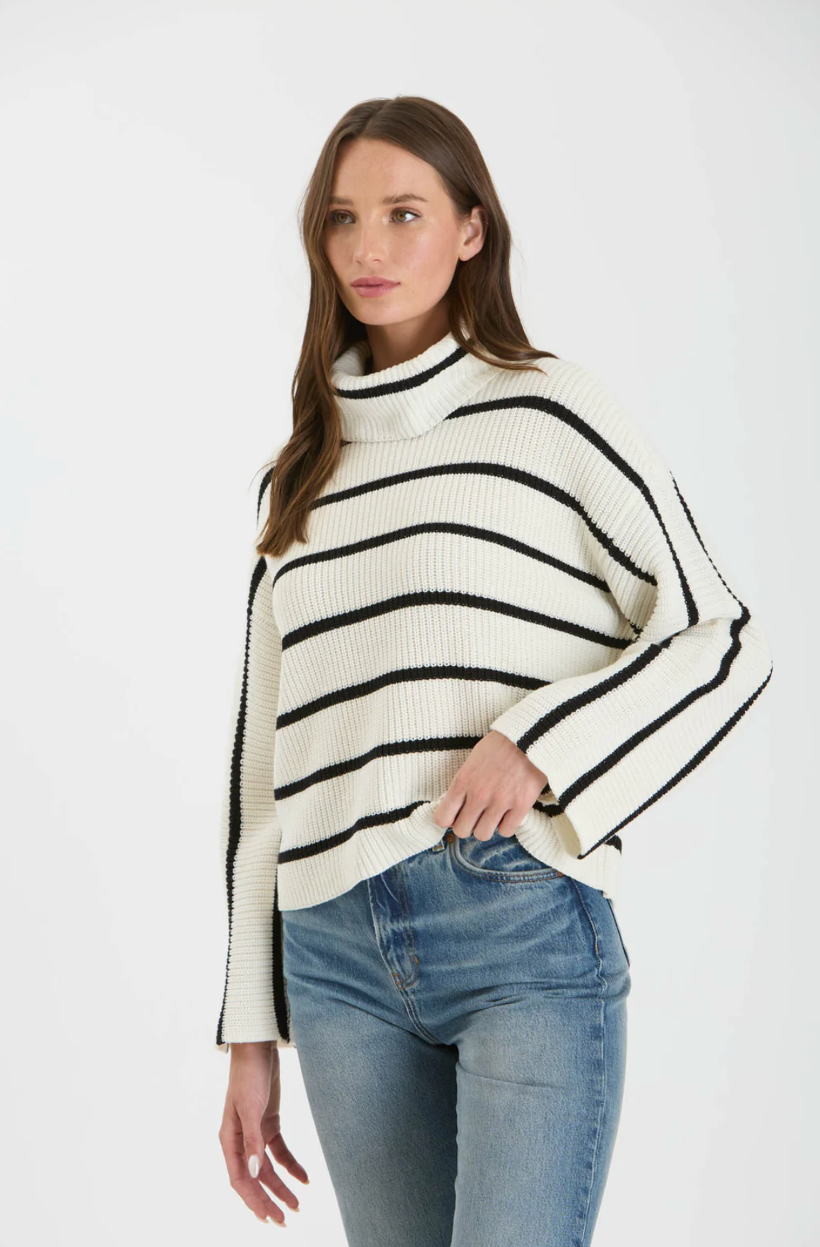 June turtle neck sweater