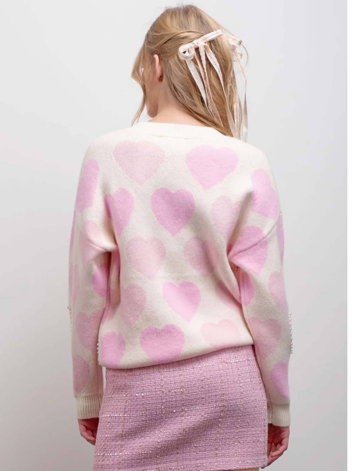 HEART PATTERN PEARL DETAIL KNIT SWEATER